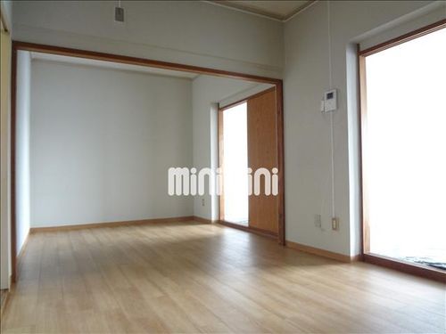 アーバンハウスの居間