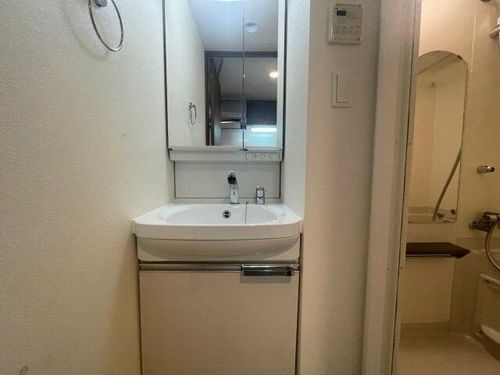 ディームス江坂の内装