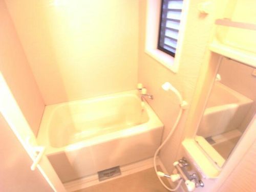 ビラ三秀上前津の風呂