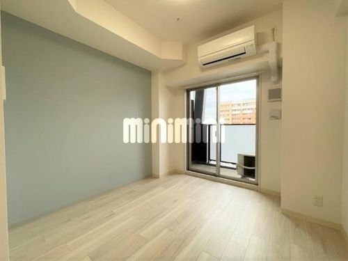 アステリ鶴舞テーセラの居間