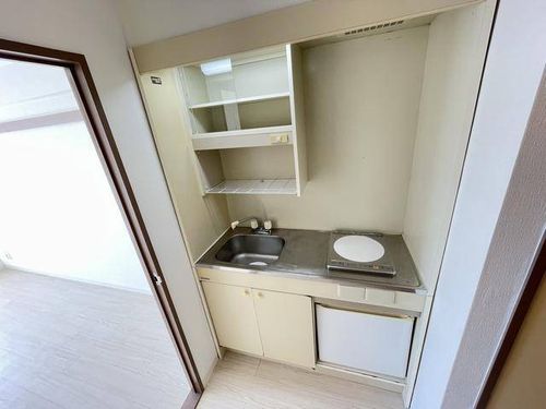 レジデンス千代萬のキッチン