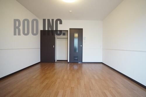 レジェンド南条の居間