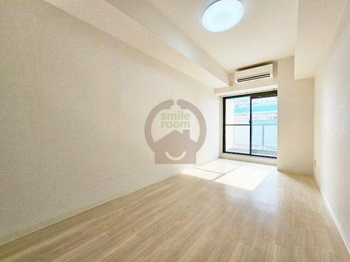 プレステル福島の居間