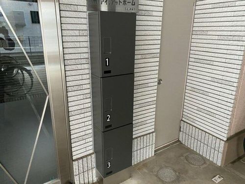 アルティピュア202の玄関