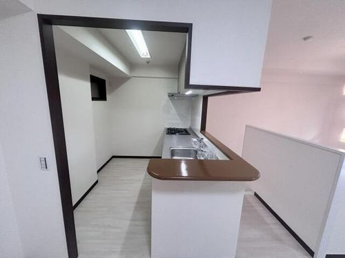 コンセール鳴丘102のキッチン