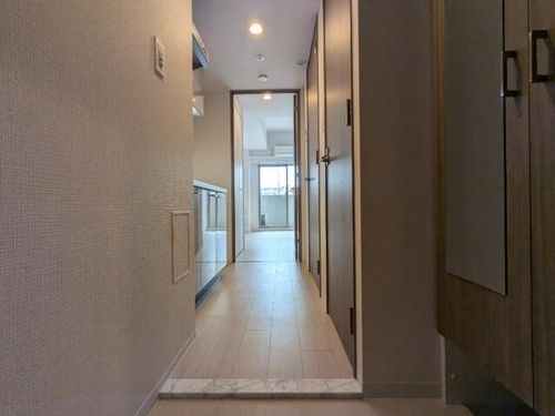 エスリード長居公園PARK AVENUEの玄関