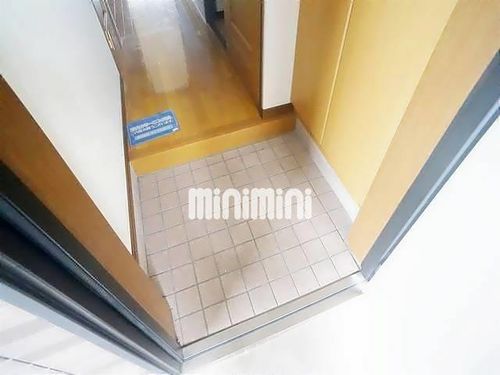 マイステージ則武の玄関