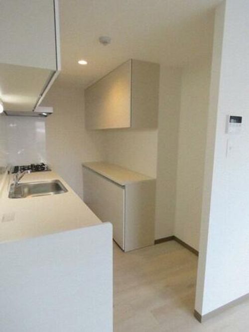 北海道札幌市中央区南十三条西8丁目(マンション)の賃貸物件のキッチン