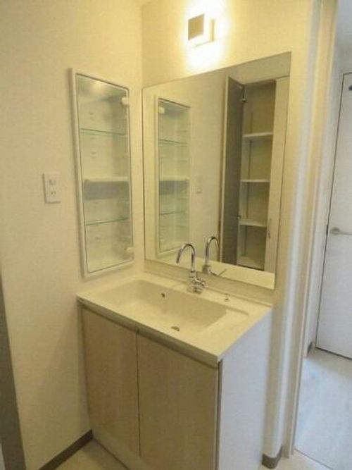 北海道札幌市中央区南十三条西8丁目(マンション)の賃貸物件の内装