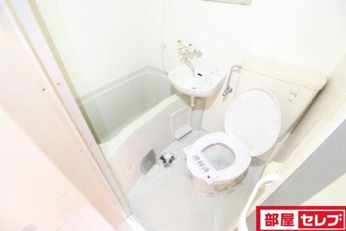 明・楽・春岡205の風呂