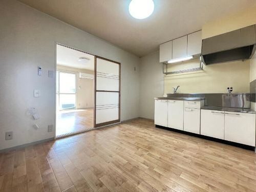 サニーサイドコーポ外堀の居間