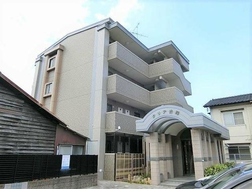 クリア吉塚の外観