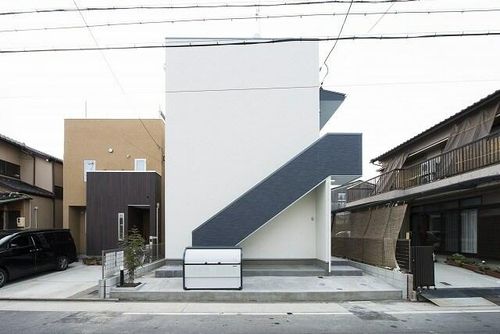 エアスト東中島の外観