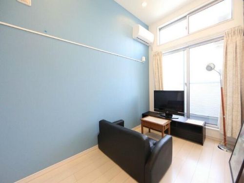 エアスト東中島の居間