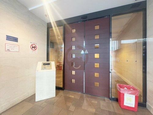 ウィルテラスなんば南の玄関