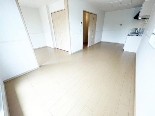 ベルウッド 泉 Ⅰの居間