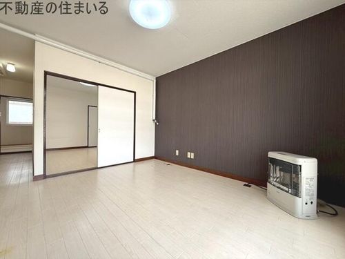 TreeVillage芸術の森(旧常盤マンション)の内装