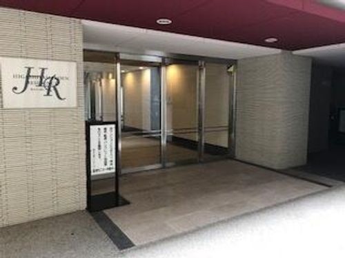 東山公園レジデンスの玄関