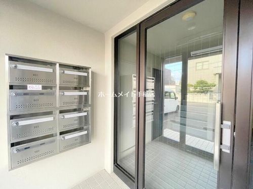 北海道札幌市手稲区新発寒三条1丁目(マンション)の賃貸物件の玄関