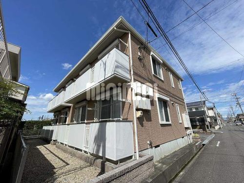 クレセオ花長の外観