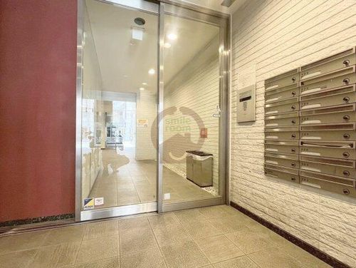 大阪府大阪市西区北堀江1丁目(マンション)の賃貸物件の玄関