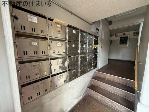 五輪通レジデンスの玄関