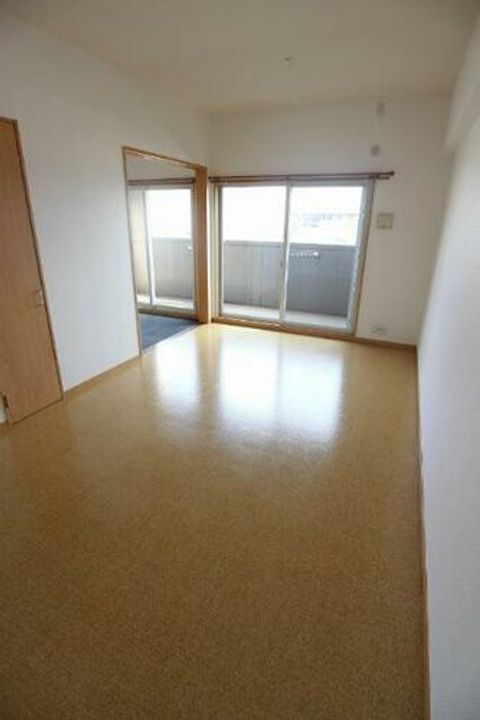 リード大手町の内装