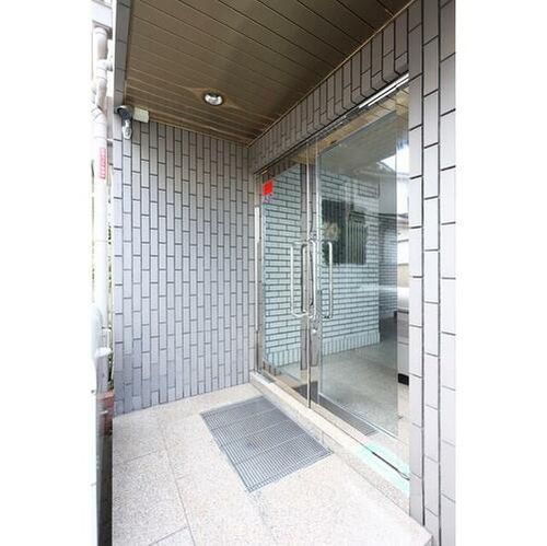 大阪府豊中市螢池西町1丁目(マンション)の賃貸物件の玄関