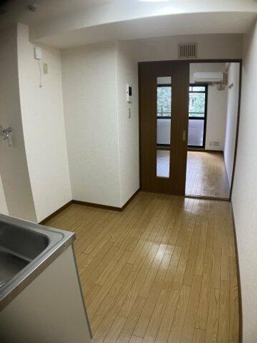 シャルマンハイム大淀の居間
