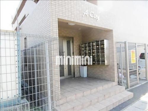 A・City今本町Ⅱの玄関