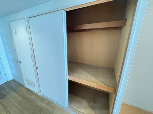 シャトー鹿子の内装