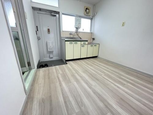 光マンションの居間