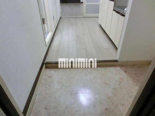 スプリングハウスの玄関