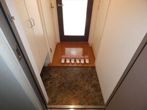 北海道札幌市中央区南四条東2丁目(マンション)の賃貸物件の玄関