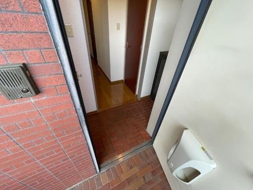 ロフティー31の玄関