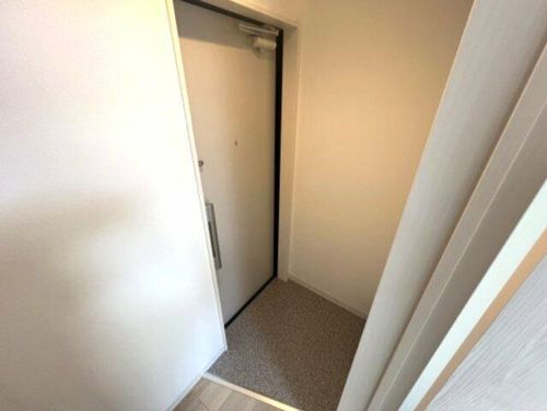 ココングランジュール芦屋西1の玄関