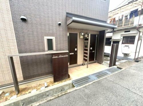 Sion Akasakaの玄関