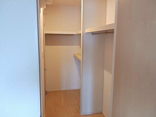 アルバーダNの内装