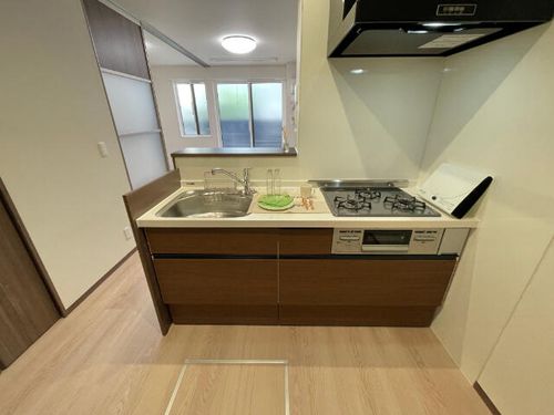 DーROOM 剣のキッチン