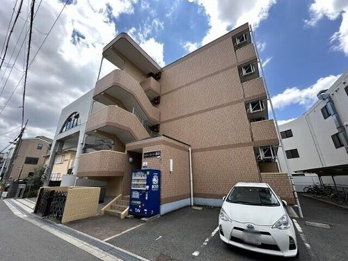 リバーコート諏訪の外観