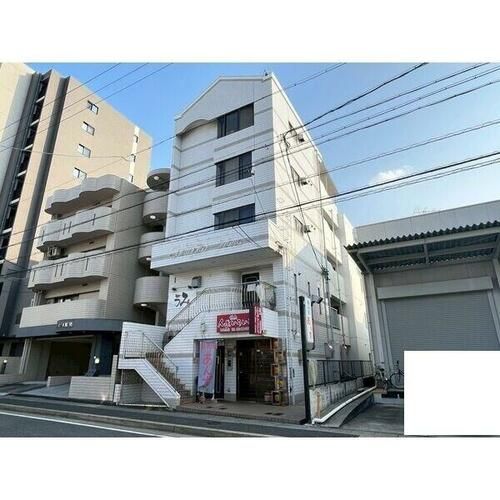 サントピア原の玄関
