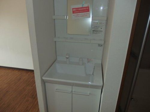TWIN BUILDの内装