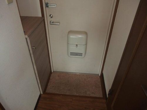 TWIN BUILDの玄関