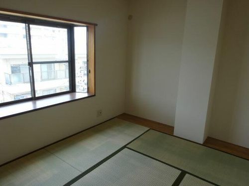 ベイエリア90の居間