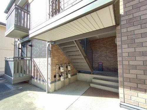 ボヌールアベニールの玄関