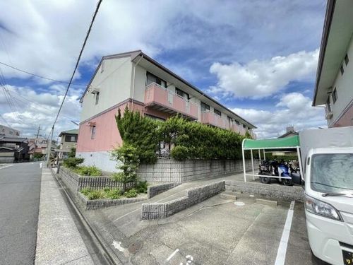 ファミールサーティーンセブンAの外観