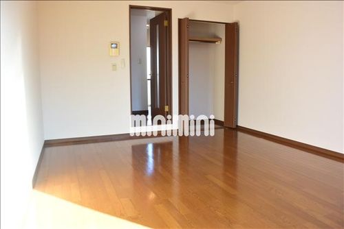 アンプルール ブワ ステラの居間