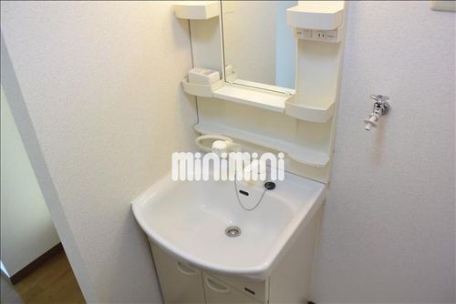 アンプルール ブワ ステラの内装