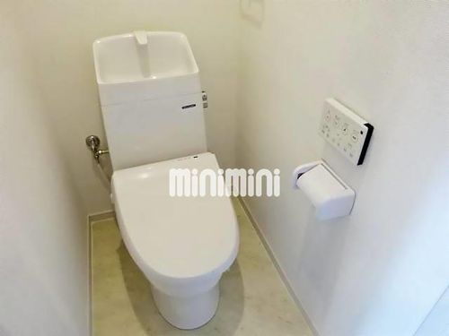 プロミネントAMAの内装