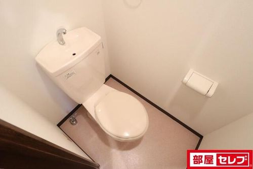 グリシーヌ名駅の内装